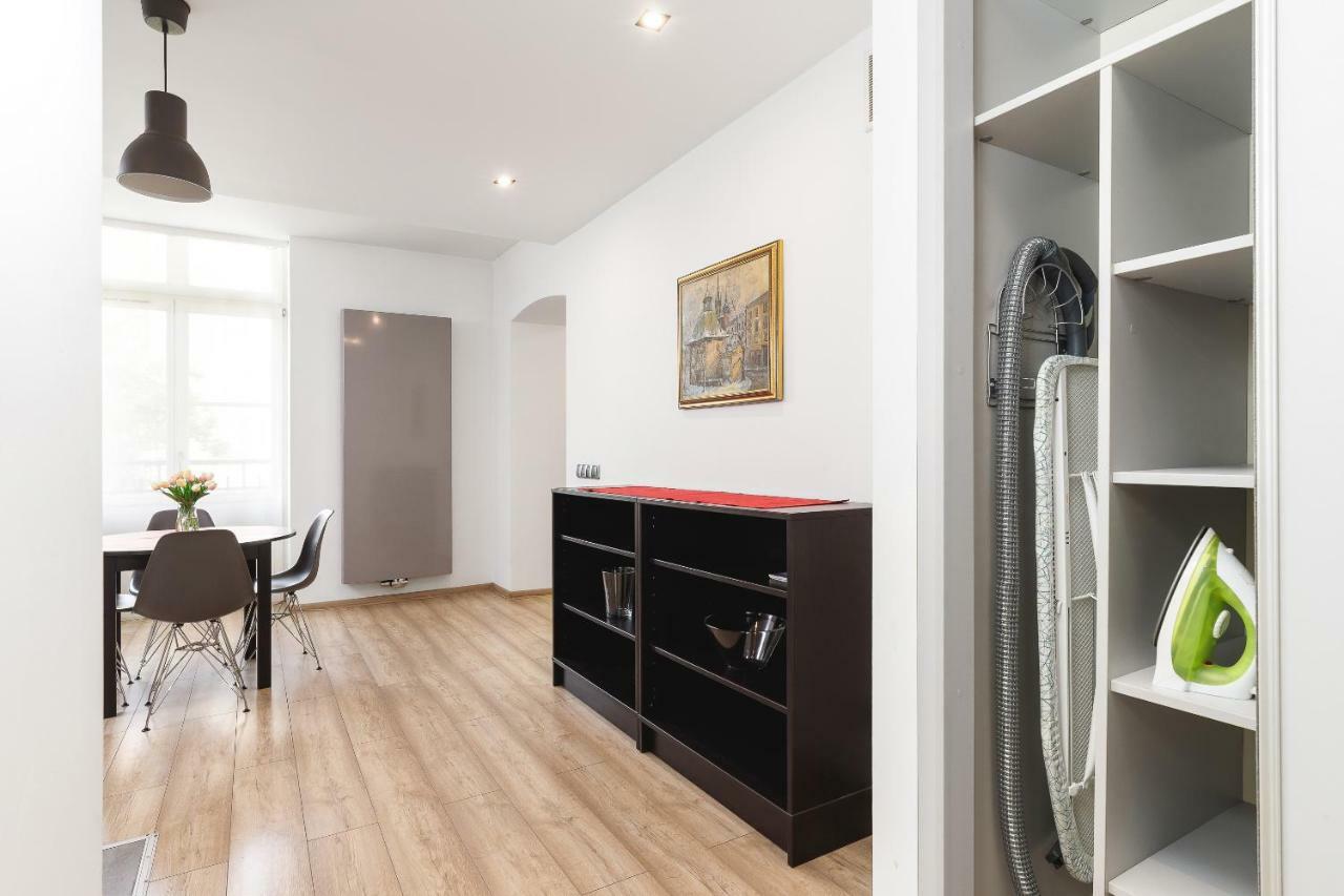 קרקוב Apartments Cracow Miodowa By Renters מראה חיצוני תמונה